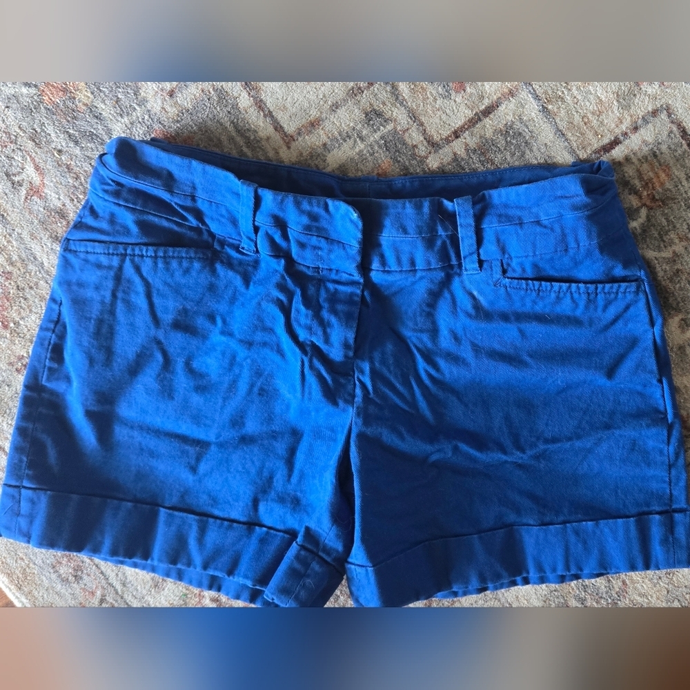 The Limited Blue 4 Inch Cuff Shorts Flat Front  Casual Style